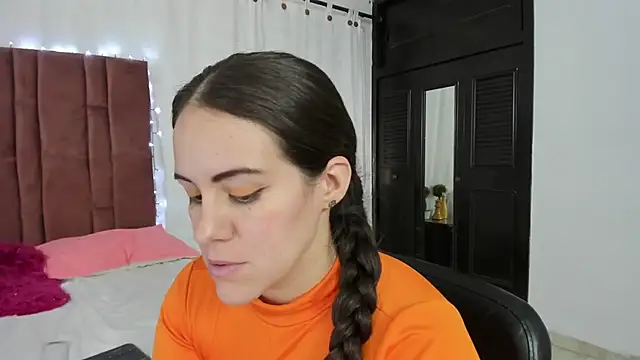 Snapshot of AURORA_FRANKLIN chatting on March 5, 4:46 pm AURORA FRANKLIN online show from March 5, 4:46 pm