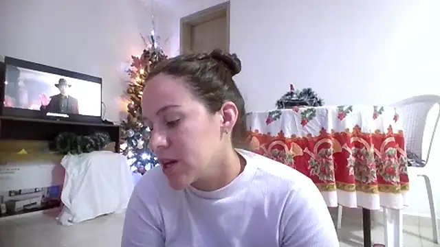Snapshot of AURORA_FRANKLIN chatting on December 18, 4:51 am AURORA FRANKLIN online show from December 18, 4:51 am