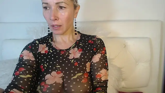 Ingridbergman online show from February 8, 2:38 pm