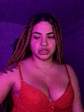 Snapshot of MelSaunders chatting on December 7, 5:48 am MelSaunders online show from December 7, 5:48 am