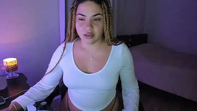 Snapshot of MelSaunders chatting on December 24, 3:16 am MelSaunders online show from December 24, 3:16 am