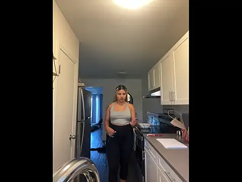 Snapshot of MelSaunders chatting on September 10, 9:59 pm MelSaunders online show from September 10, 9:59 pm