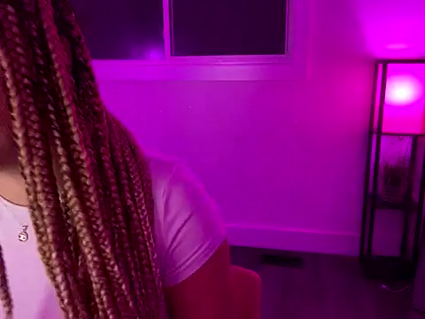 MelSaunders online show from October 30, 2:02 am