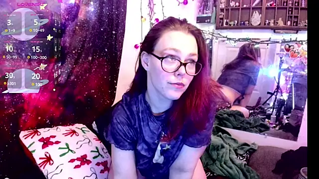 EverlyEster online show from February 5, 6:13 am