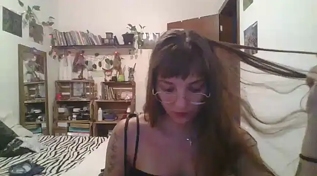 Snapshot of SweetyBabyDemon chatting on December 7, 9:55 pm SweetyBabyDemon online show from December 7, 9:55 pm