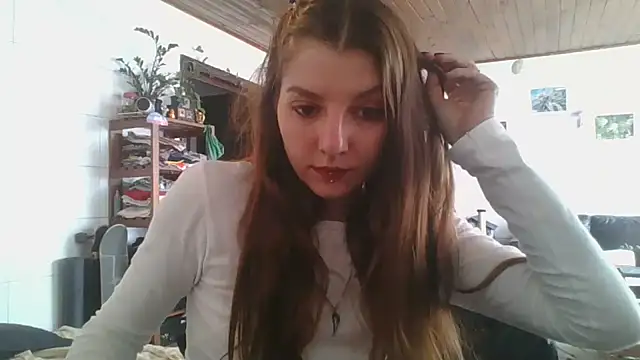 Snapshot of SweetyBabyDemon chatting on October 19, 1:56 pm SweetyBabyDemon online show from October 19, 1:56 pm