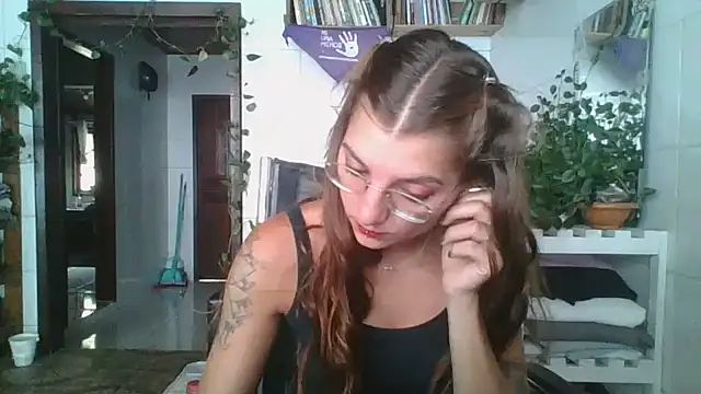 SweetyBabyDemon online show from January 8, 1:24 pm