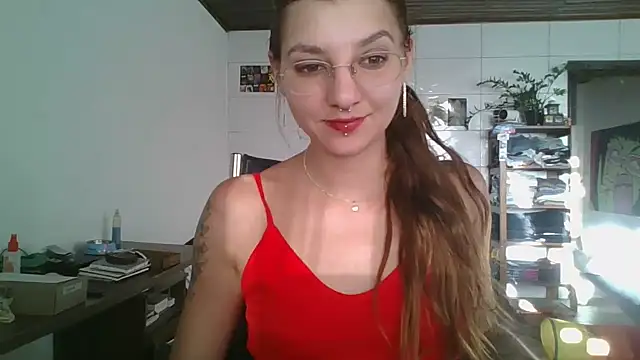 Snapshot of SweetyBabyDemon chatting on April 13, 8:03 pm SweetyBabyDemon online show from April 13, 8:03 pm