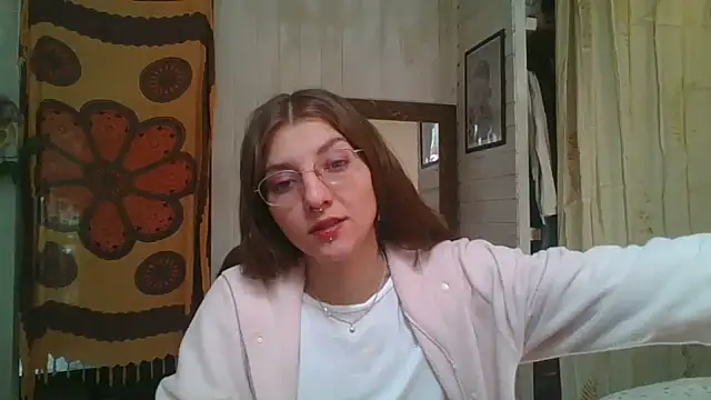 Snapshot of SweetyBabyDemon chatting on May 22, 1:39 pm SweetyBabyDemon online show from May 22, 1:39 pm