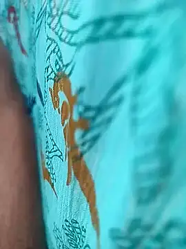 Snapshot of yoursexy1432 chatting on September 24, 5:33 am yoursexy1432 online show from September 24, 5:33 am