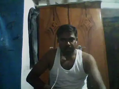 Snapshot of yoursexy1432 chatting on September 28, 5:18 pm yoursexy1432 online show from September 28, 5:18 pm