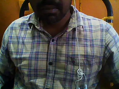 Snapshot of yoursexy1432 chatting on September 29, 6:51 am yoursexy1432 online show from September 29, 6:51 am