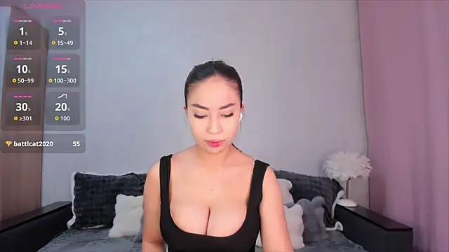 Snapshot of Long_is1and chatting on October 11, 12:26 pm Long is1and online show from October 11, 12:26 pm