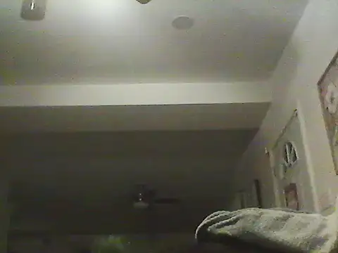 Snapshot of gorgeous11 chatting on March 21, 9:45 am gorgeous11 online show from March 21, 9:45 am