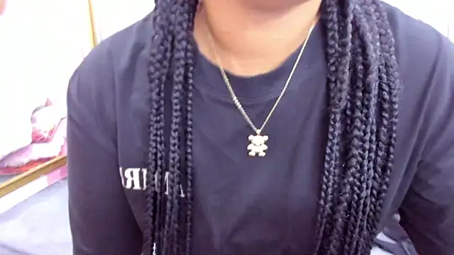 Snapshot of ISABELLA_020 chatting on March 19, 11:39 am ISABELLA 020 online show from March 19, 11:39 am