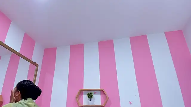 Snapshot of ISABELLA_020 chatting on September 17, 12:51 pm ISABELLA 020 online show from September 17, 12:51 pm