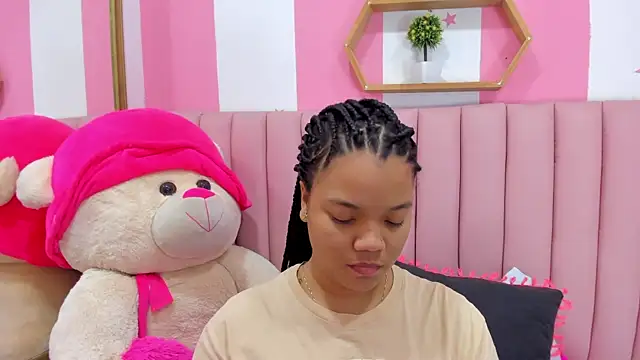 Snapshot of ISABELLA_020 chatting on October 15, 12:38 pm ISABELLA 020 online show from October 15, 12:38 pm