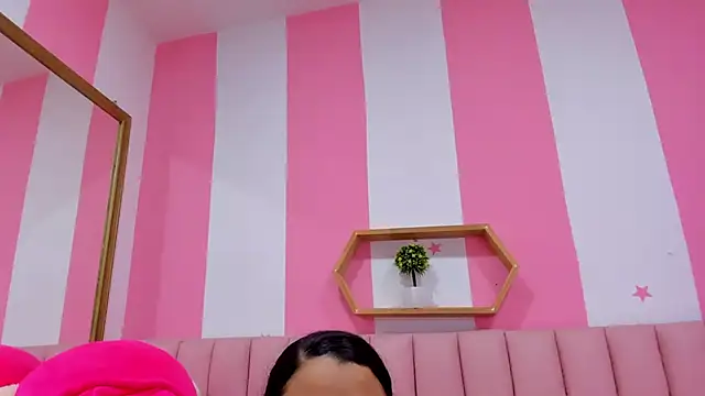 Snapshot of ISABELLA_020 chatting on October 25, 1:29 pm ISABELLA 020 online show from October 25, 1:29 pm