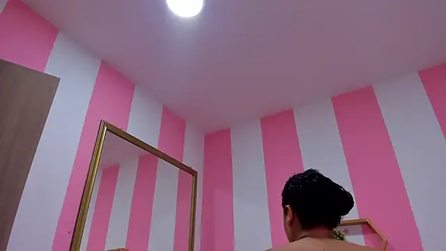 Snapshot of ISABELLA_020 chatting on November 1, 12:40 pm ISABELLA 020 online show from November 1, 12:40 pm