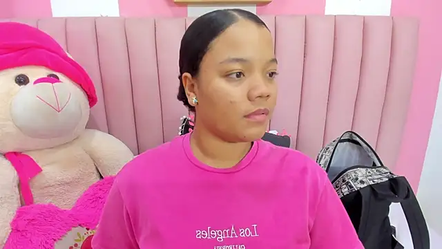 Snapshot of ISABELLA_020 chatting on November 14, 2:05 pm ISABELLA 020 online show from November 14, 2:05 pm