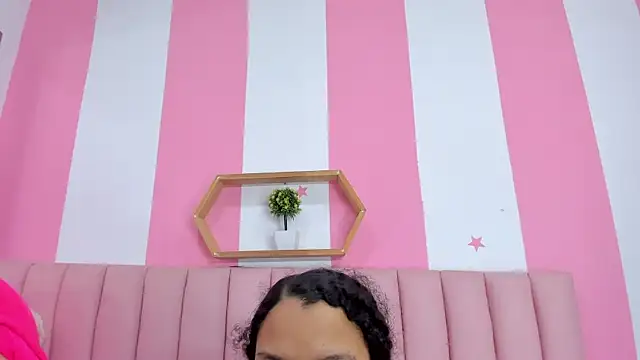 ISABELLA 020 online show from February 20, 12:16 pm