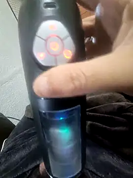 Snapshot of misteranalyo chatting on April 14, 6:36 pm misteranalyo online show from April 14, 6:36 pm