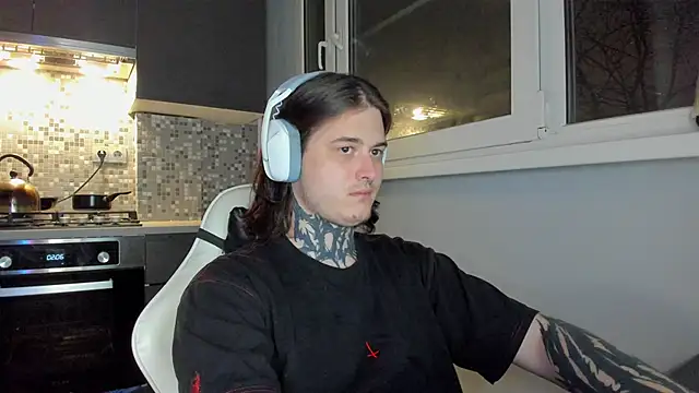  torfin  online show from December 1, 8:31 pm