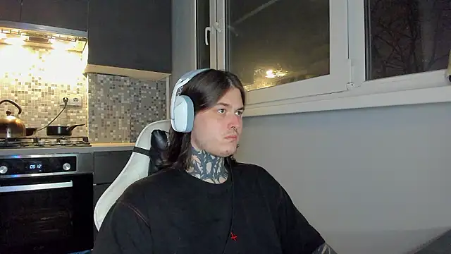  torfin  online show from December 1, 11:36 pm