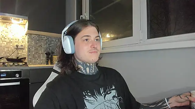  torfin  online show from December 10, 10:58 pm