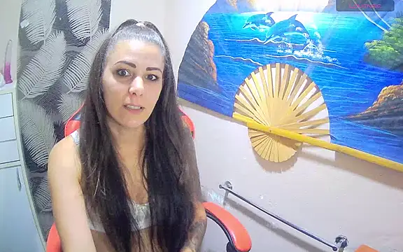 Snapshot of Catbaby32 chatting on October 14, 8:31 pm Catbaby32 online show from October 14, 8:31 pm