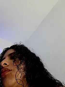 Snapshot of Shura_xxxBig chatting on November 29, 2:25 am Shura xxxBig online show from November 29, 2:25 am