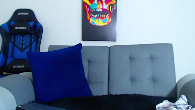 Snapshot of Tristan-bm chatting on March 4, 11:29 am Tristan-bm online show from March 4, 11:29 am