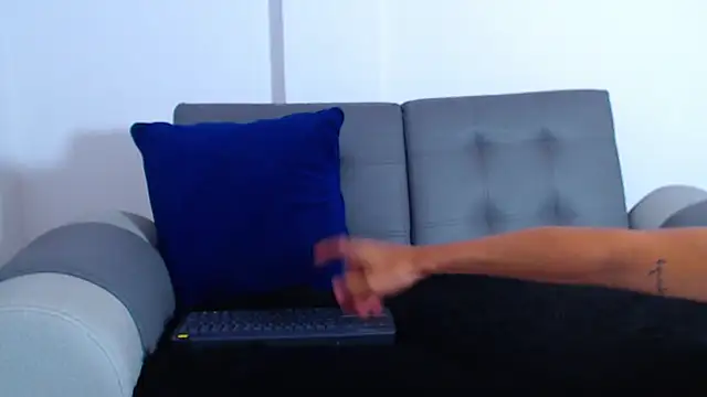 Snapshot of Tristan-bm chatting on March 6, 11:31 pm Tristan-bm online show from March 6, 11:31 pm