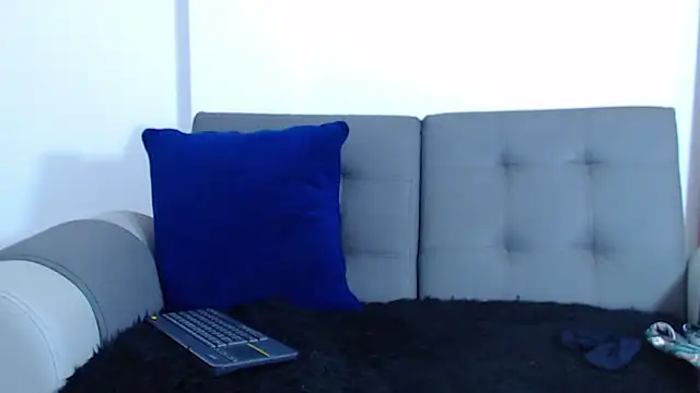 Snapshot of Tristan-bm chatting on March 8, 1:17 am Tristan-bm online show from March 8, 1:17 am