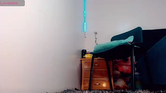 Snapshot of _Riannagarcia_ chatting on November 27, 3:30 am Riannagarcia online show from November 27, 3:30 am