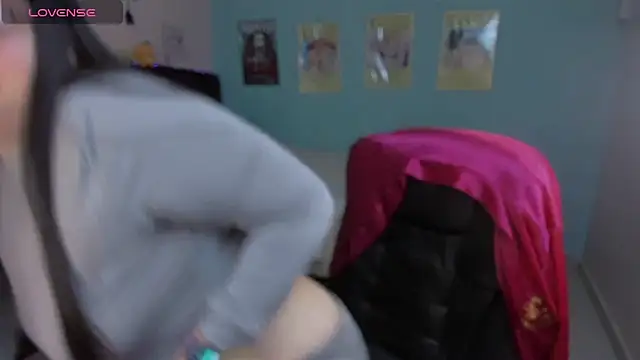 Snapshot of Aria_Fullbuster chatting on February 26, 8:22 pm Aria Fullbuster online show from February 26, 8:22 pm