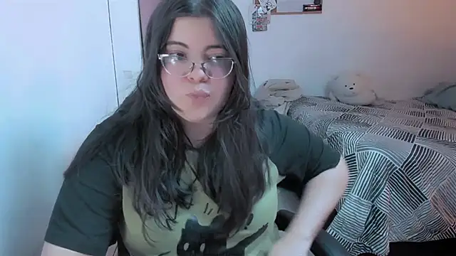 Snapshot of Aria_Fullbuster chatting on October 27, 9:08 pm Aria Fullbuster online show from October 27, 9:08 pm