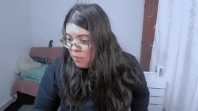 Snapshot of Aria_Fullbuster chatting on November 27, 9:17 pm Aria Fullbuster online show from November 27, 9:17 pm