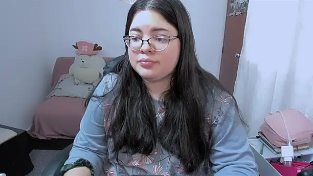 Aria Fullbuster online show from February 28, 8:10 pm