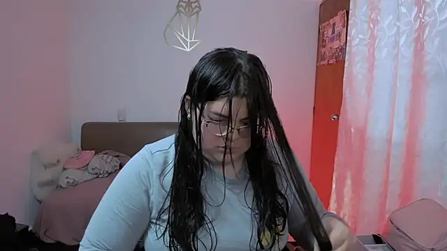 Aria Fullbuster online show from March 3, 9:31 pm