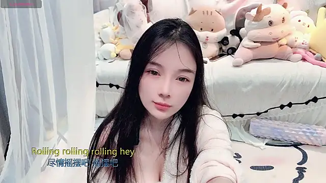 AKiKi711 online show from February 25, 5:00 pm