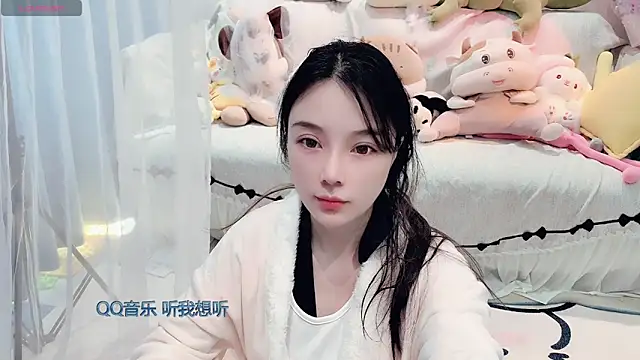 AKiKi711 online show from March 3, 5:02 am