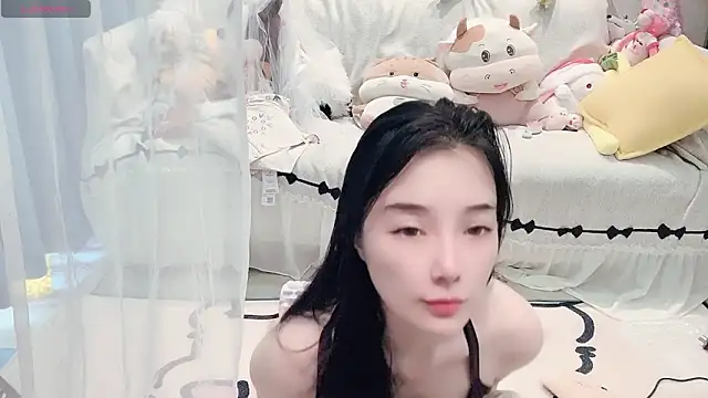 AKiKi711 online show from June 2, 4:47 am