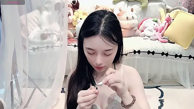 AKiKi711 online show from June 15, 4:58 am