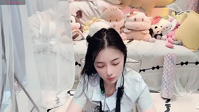 AKiKi711 online show from July 12, 4:58 am