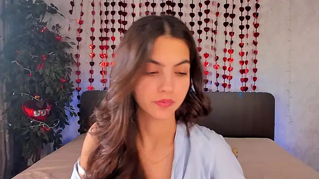 Milana Crystal  online show from February 16, 11:38 am