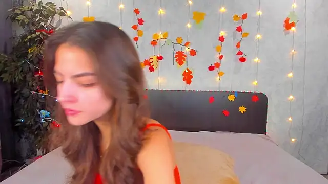 Milana Crystal  online show from November 24, 8:03 am