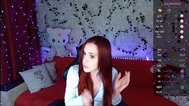 Snapshot of Sidney_blush chatting on December 29, 10:34 am Sidney blush online show from December 29, 10:34 am