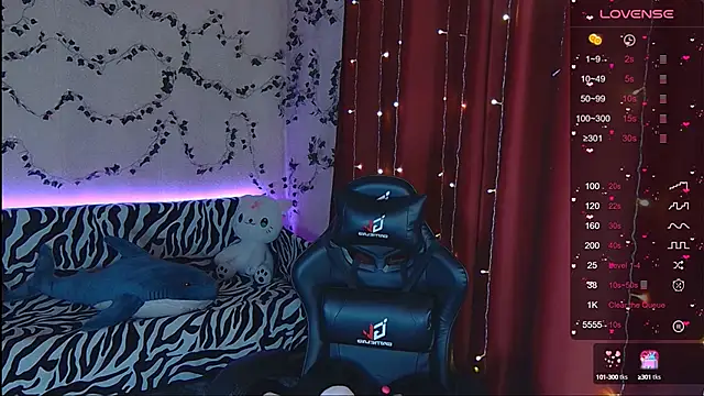 Snapshot of Sidney_blush chatting on February 25, 10:58 am Sidney blush online show from February 25, 10:58 am