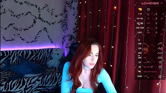 Snapshot of Sidney_blush chatting on March 14, 4:21 am Sidney blush online show from March 14, 4:21 am